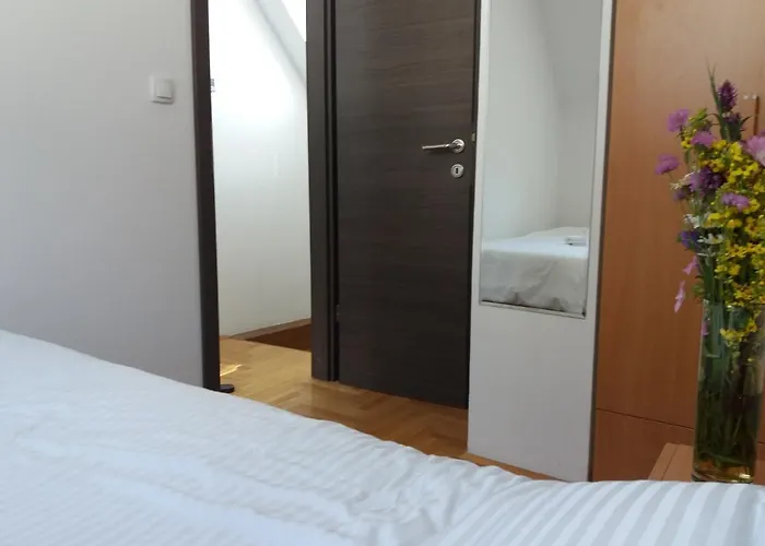 Ema A2 Kraljevi Cardaci Апартаменты *